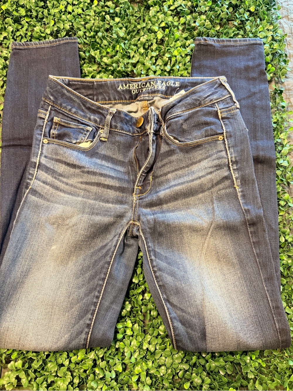 American eagle Women's Dark Blue Skinny Jeans